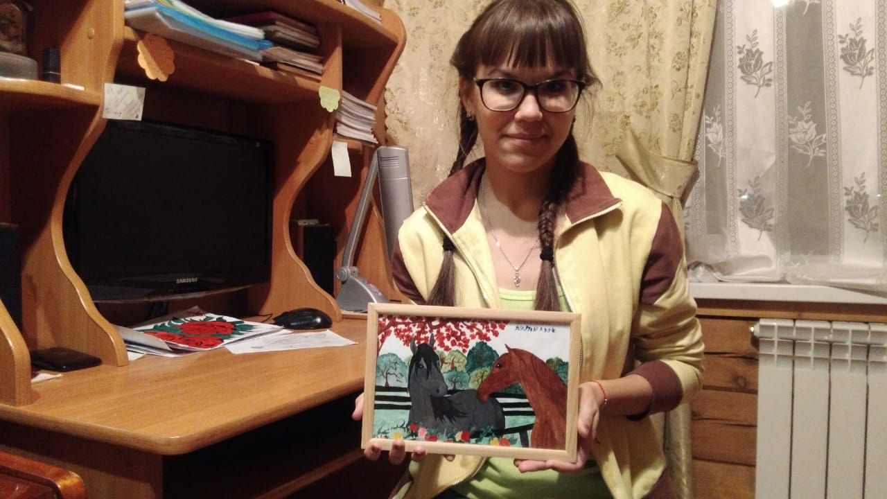 Студентка Буинского медицинского училища Раиля Ибрагимова пишет удивительные рисунки&nbsp;+фото