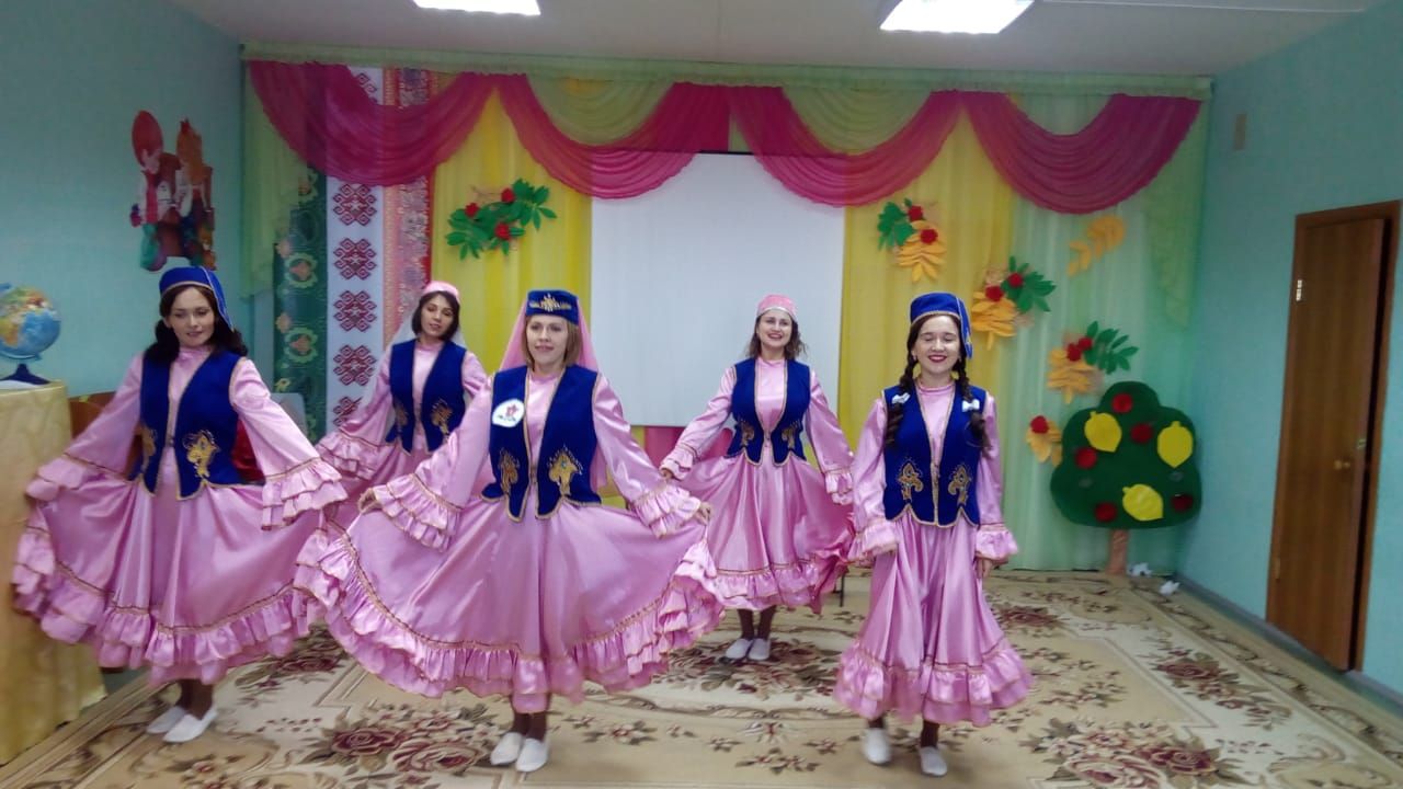 Сегодня в Буинске определили лучшего русскоязычного воспитателя, работающего с малышами на татарском языке (+фото)