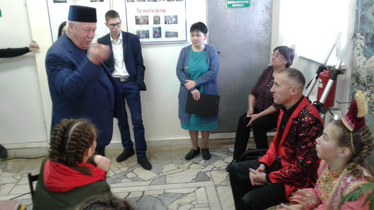 Наш земляк Раиль Зыятдинов чествовал в родной деревне матерей (+ФОТО)