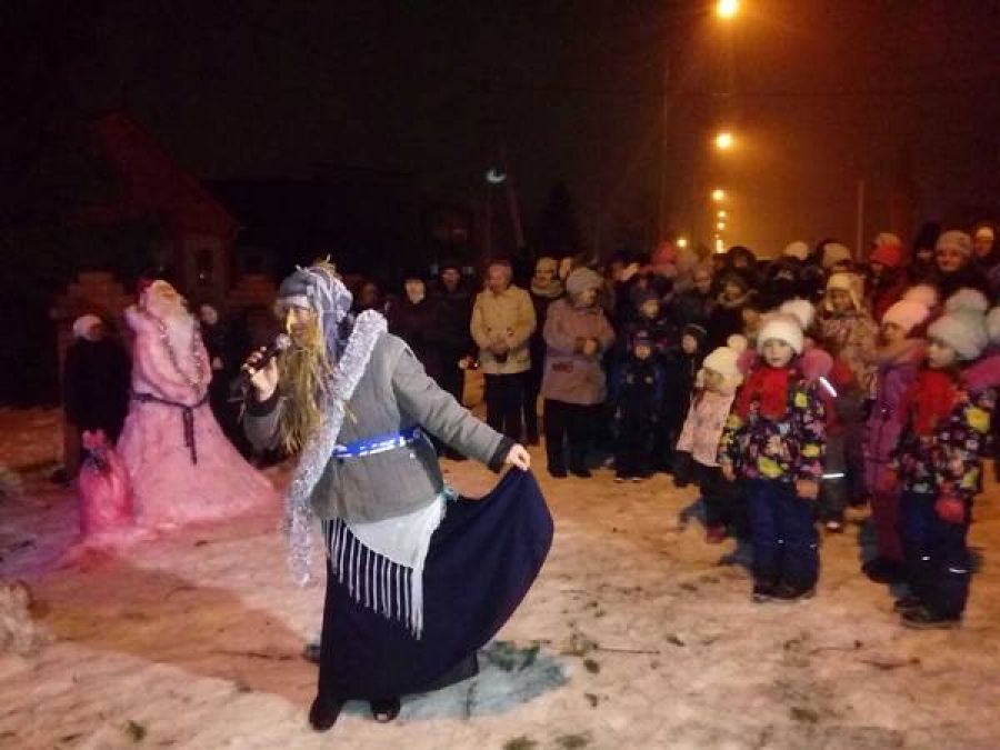 Сегодня в Буинском районе праздновали Новый год (фоторепортаж)