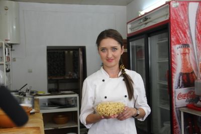 Победительница конкурса «Лучшая хозяйка Буинска» прошла мастер-класс в кафе «Тэмлетамак» (фоторепортаж)