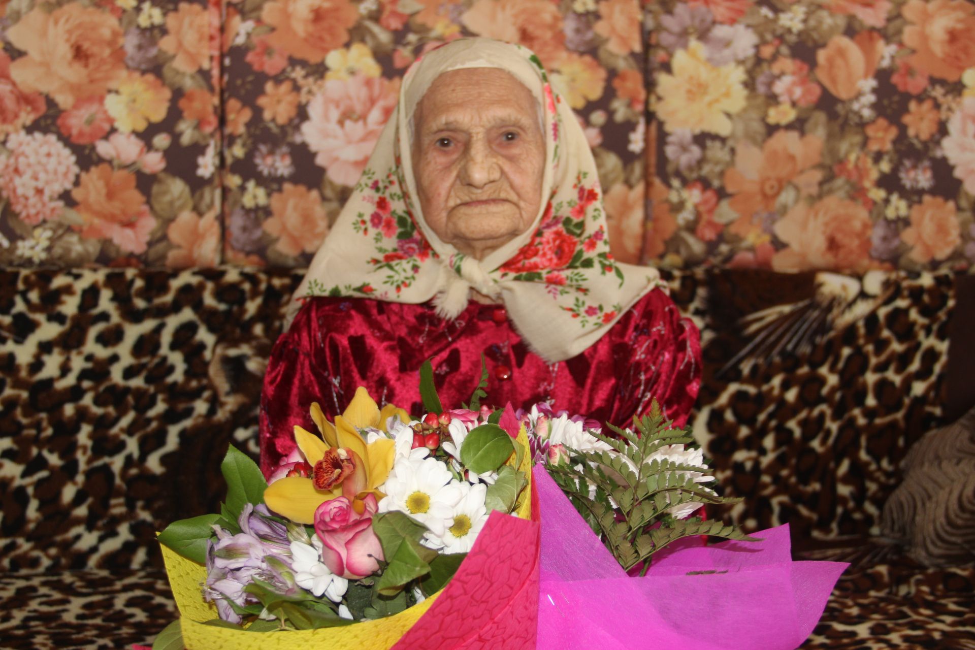 100-летняя Амина эби передала буинцам привет из Апастово (+фото)