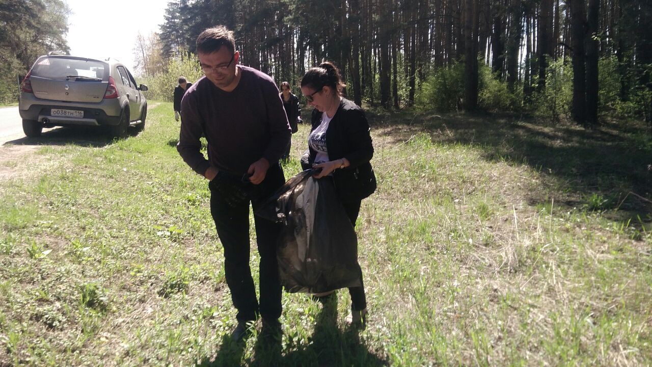 Буинцы присоединились к акции «Чистые леса Татарстана» (фоторепортаж)