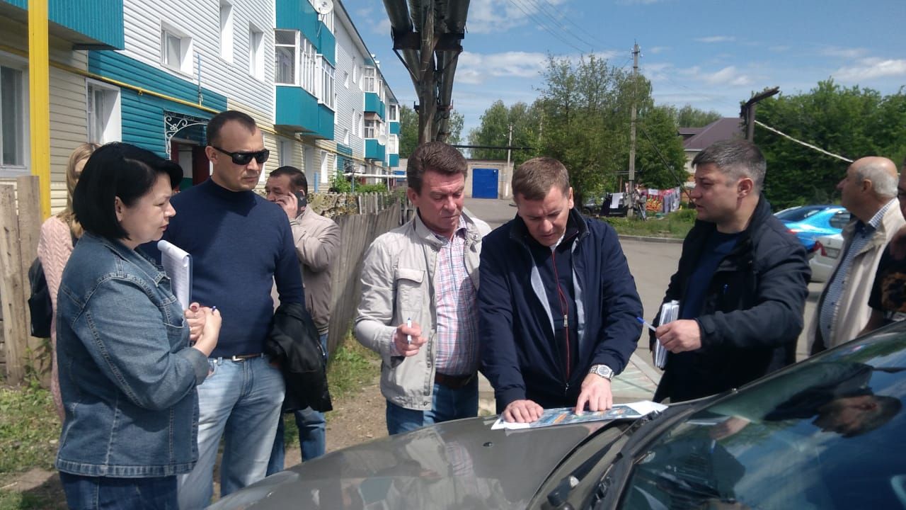 Сегодня глава Буинского района Марат Зяббаров встретился с жильцами многоквартирных домов (+фото)