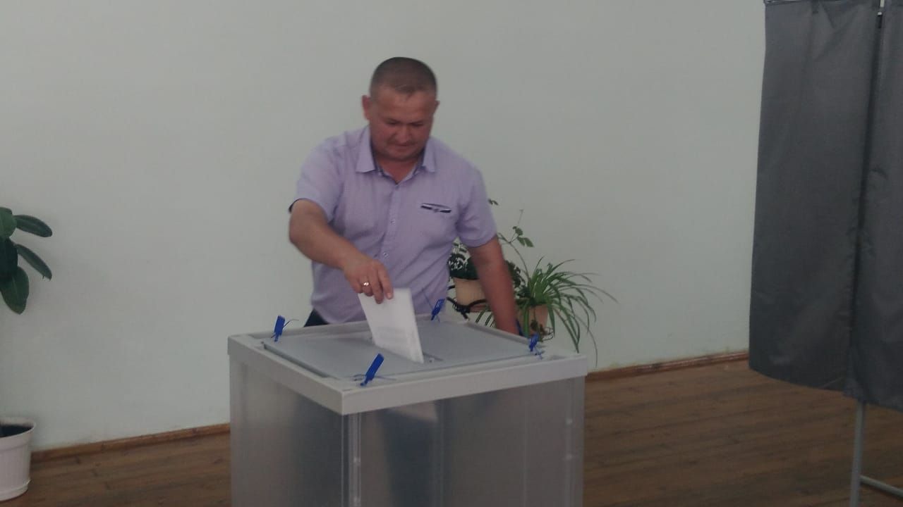 В Буинском районе проходят выборы (фоторепортаж)