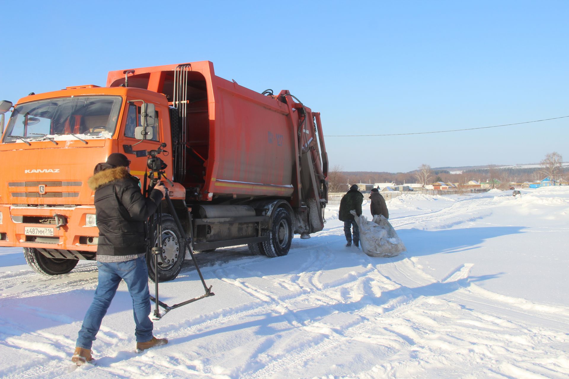 В Буинском районе в селах начался сбор мусора (+фото)