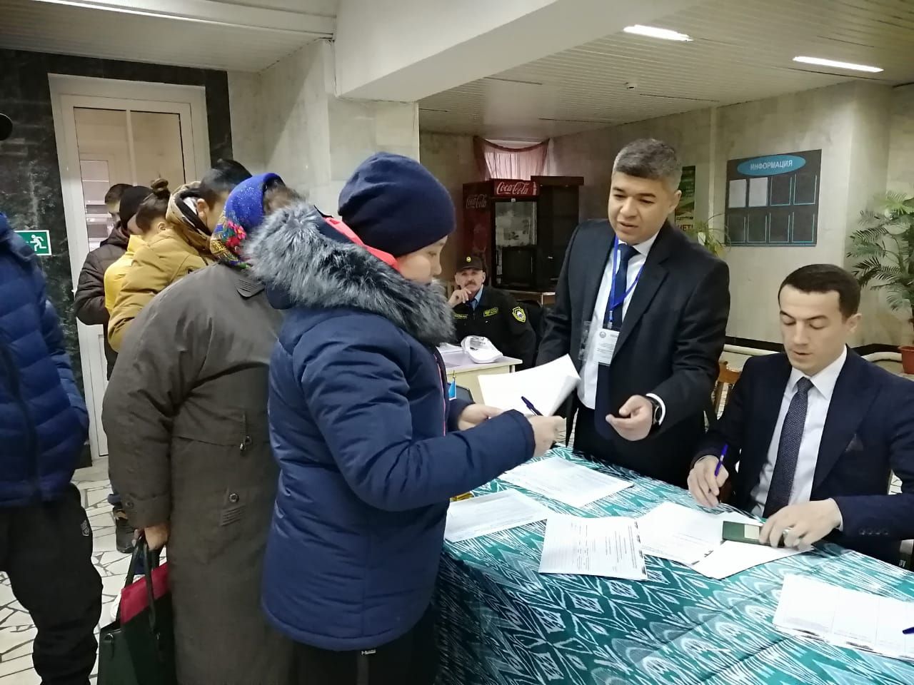 В Буинске на досрочном голосовании граждане Узбекистана показали активную явку