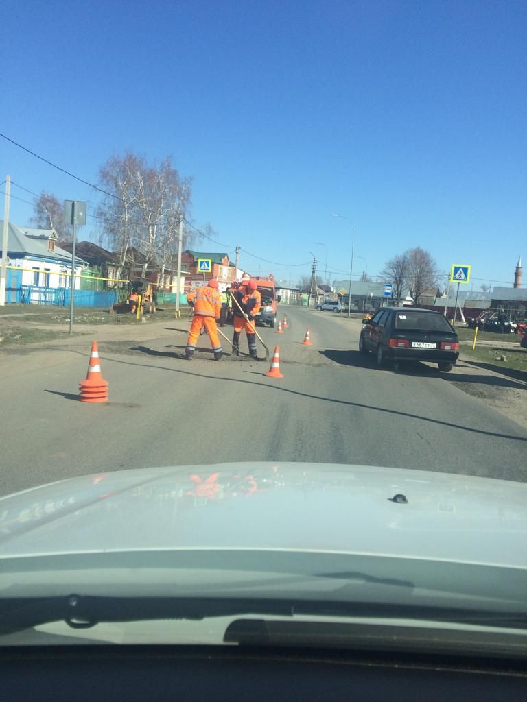 В Буинске начался ямочный ремонт дорог (+фото)