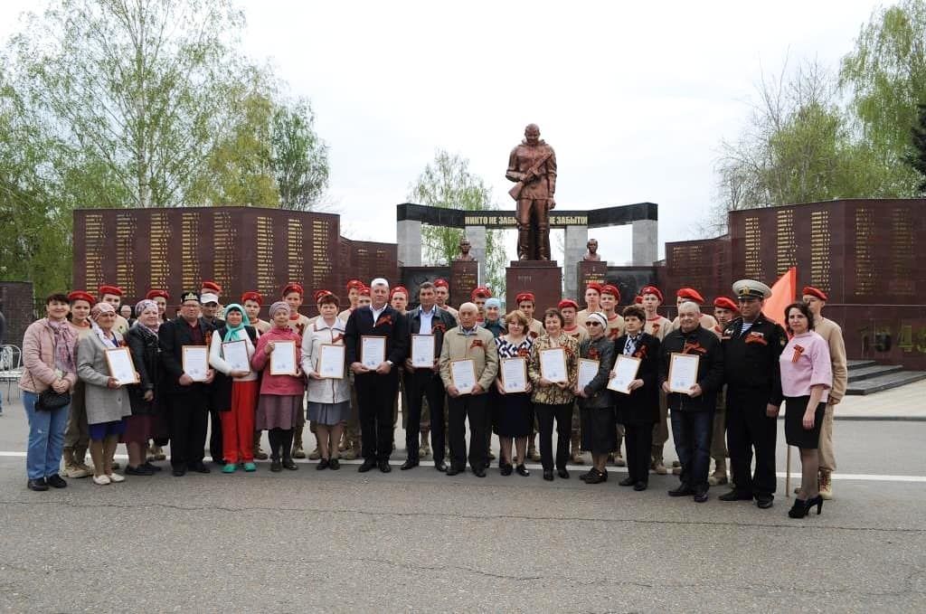 Сегодня в Буинске вручили извещения родственникам без вести пропавших солдат (+фото)