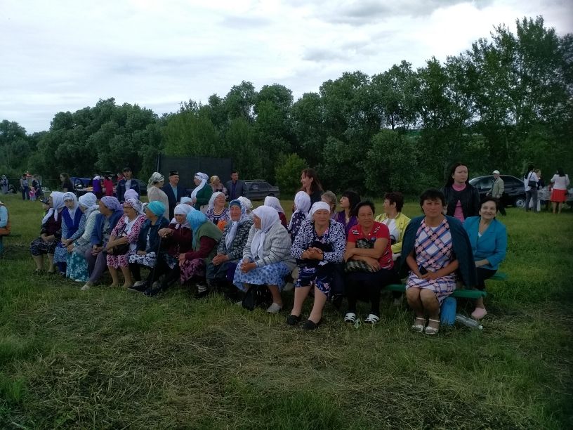 Выявлением батыра в национальной борьбе среди детей завершился «День села» в деревне Верхние Лащи