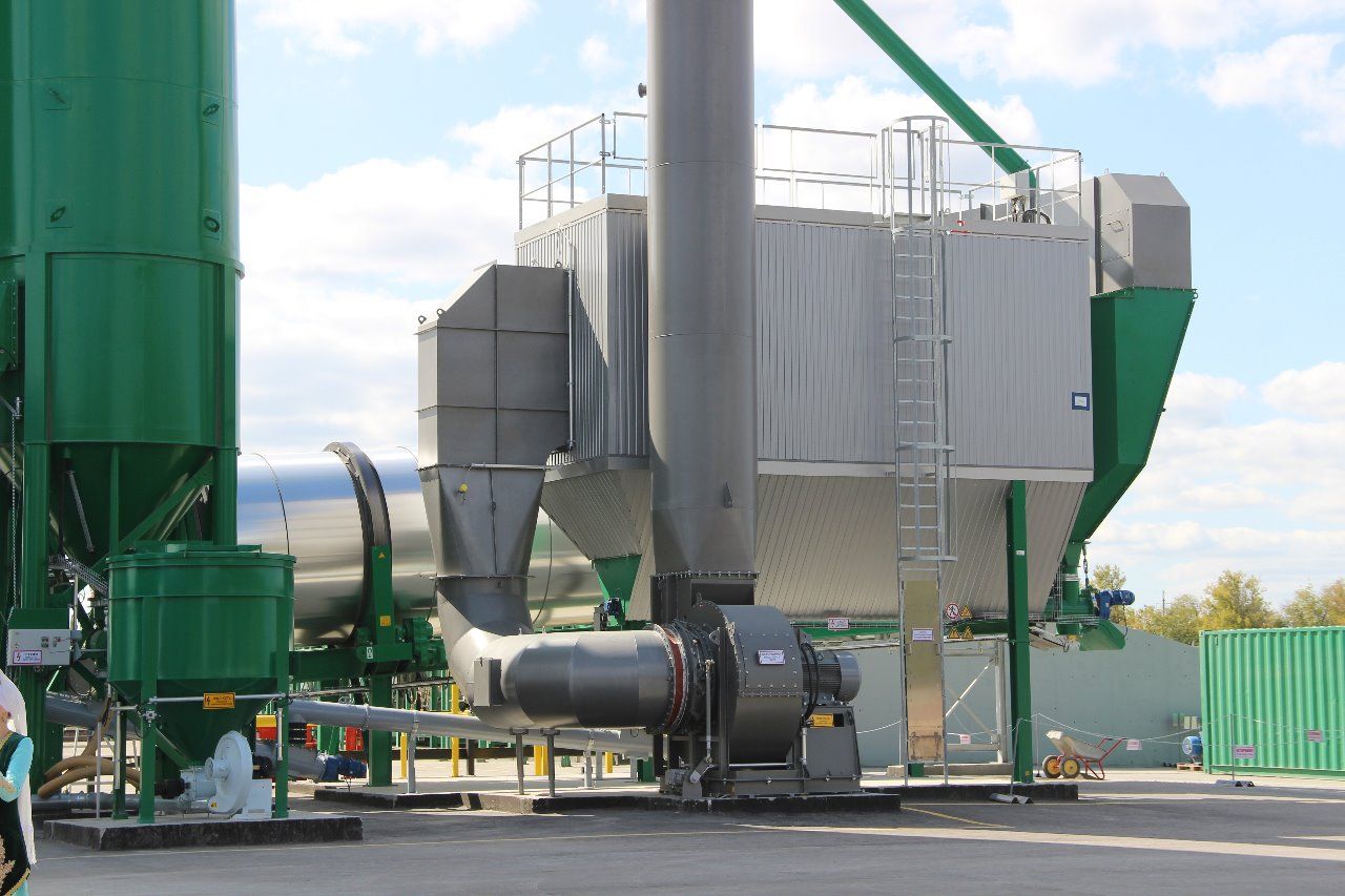 В Буинске запущена в эксплуатацию асфальтосмесительная установка фирмы «Ammann Universal АВР-240», приобретенный Буинским филиалом АО «Татавтодор»