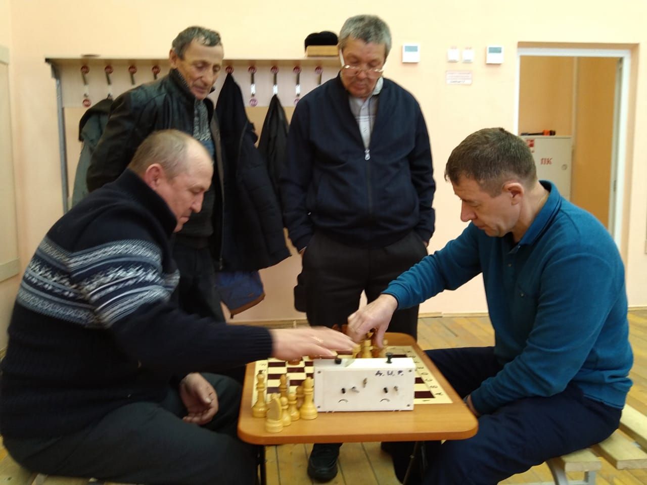 В центре культурного развития регулярно проводятся соревнования по шахматам районного и межрайонного масштабов