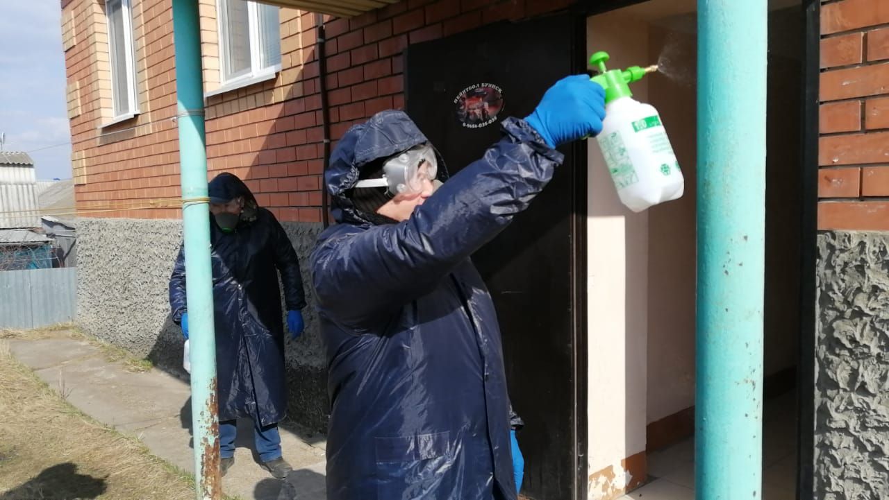 В Буинске завершился первый этап дезинфекции многоквартирных домов