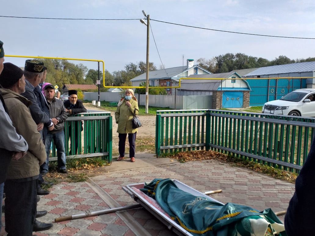 Ахмета Рашита похоронили в деревне Новые Чечкабы Буинского района (+ фото)
