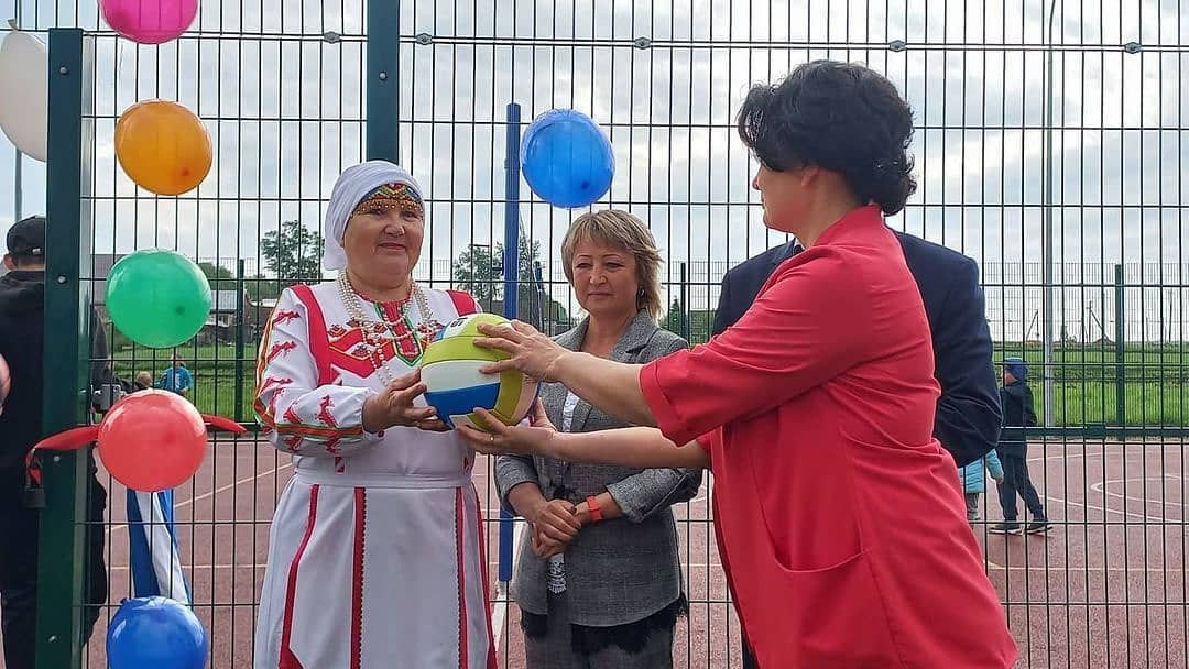 Сегодня в Буинском районе состоялось открытие спортплощадки