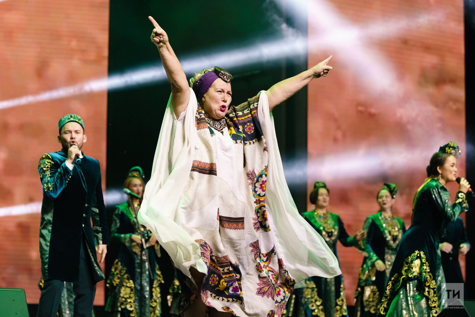 «Нет никого, кто не сопереживал бы»: в «Казань Экспо» прошел концерт для мобилизованных