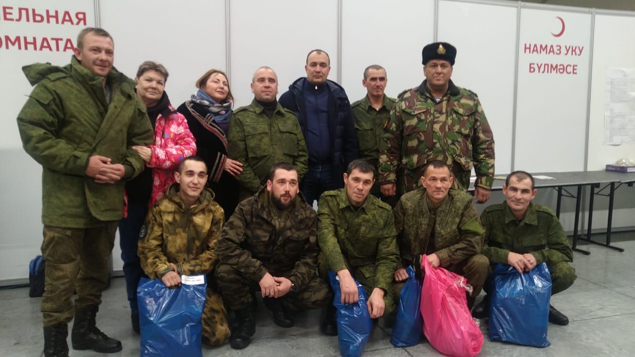 Сегодня вечером в Казани состоялась встреча делегации из Буинска с мобилизованными земляками (фото, видео)