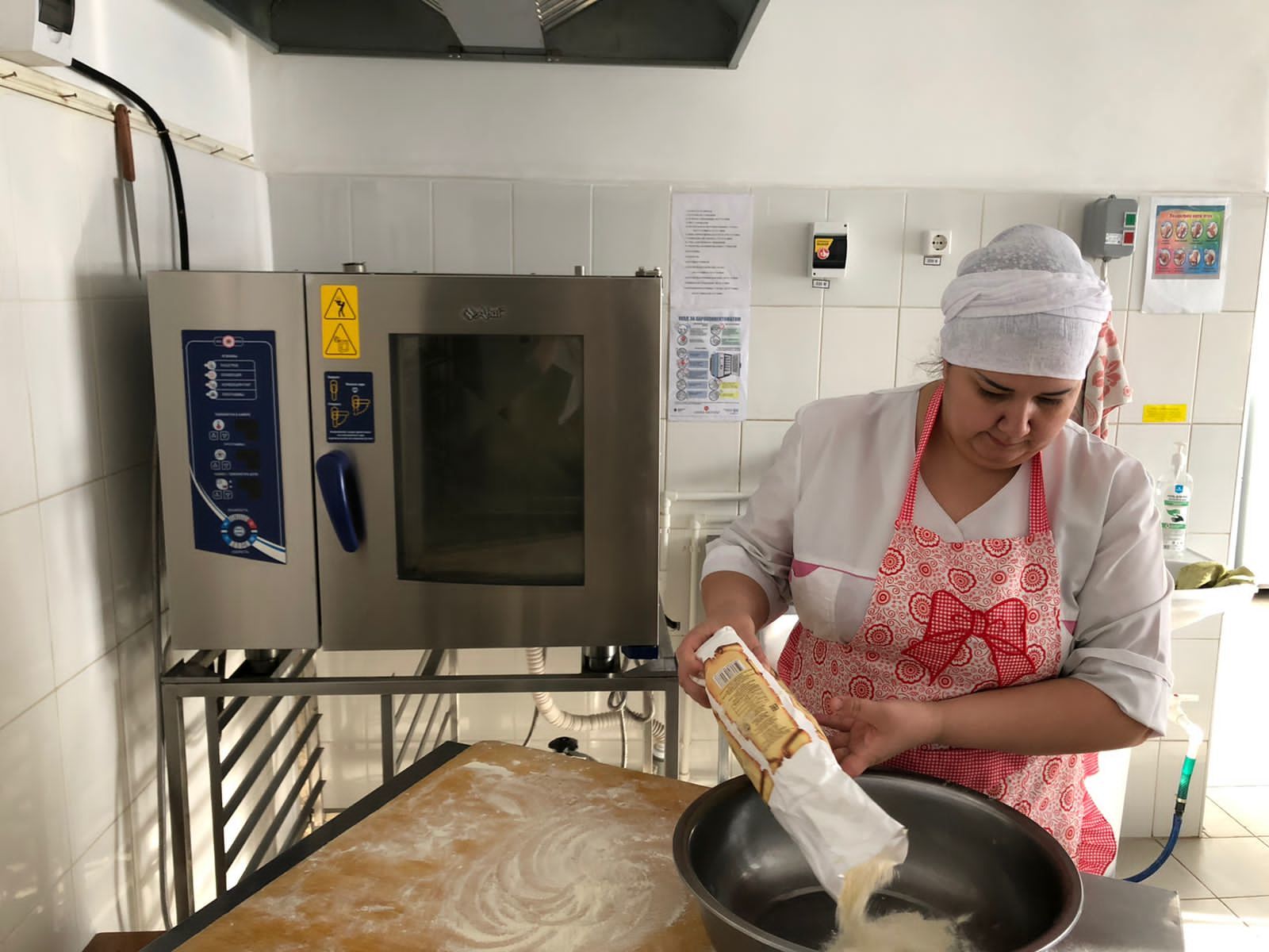 Мастера кулинарии Буинска учат готовить вкусные блюда из творога (фото)