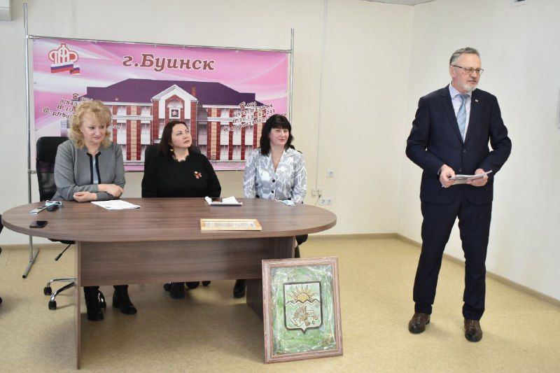 В Буинске представили нового начальника Пенсионного фонда РФ по РТ в Буинском районе (фото)