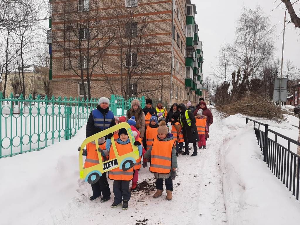 В Татарстане автоинспекторы провели для детей экскурсию по самым безопасным улицам города&nbsp;