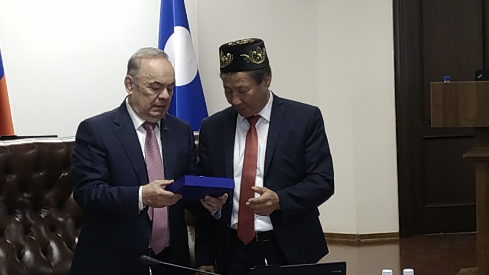 Между Буинским районом и Верхневилюйским улусом Республики Саха( Якутия) подписано соглашение о сотрудничестве