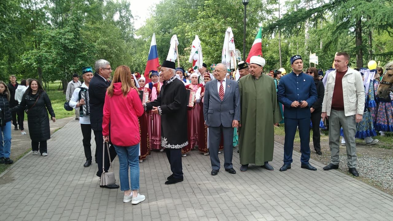 Буинцы принимают участие в Сабантуе в Новосибирске (+фото, видео)