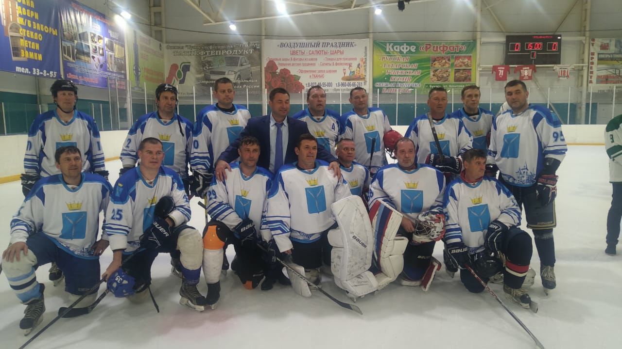 В Буинске завершился межрегиональный турнир по хоккею (+фото)