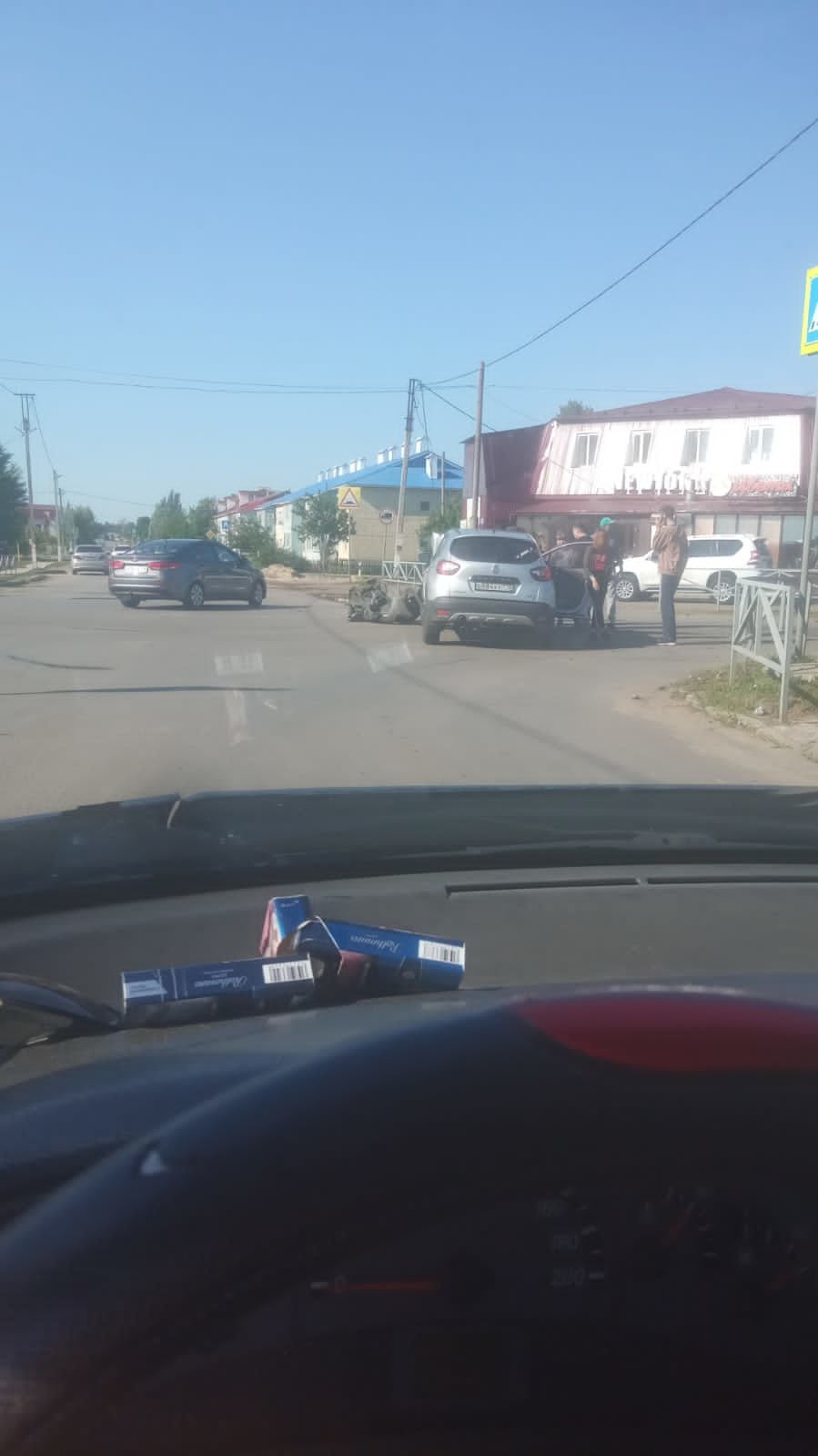 Сегодня утром в Буинске на регулируемом перекрёстке случилось крупное ДТП (+фото)