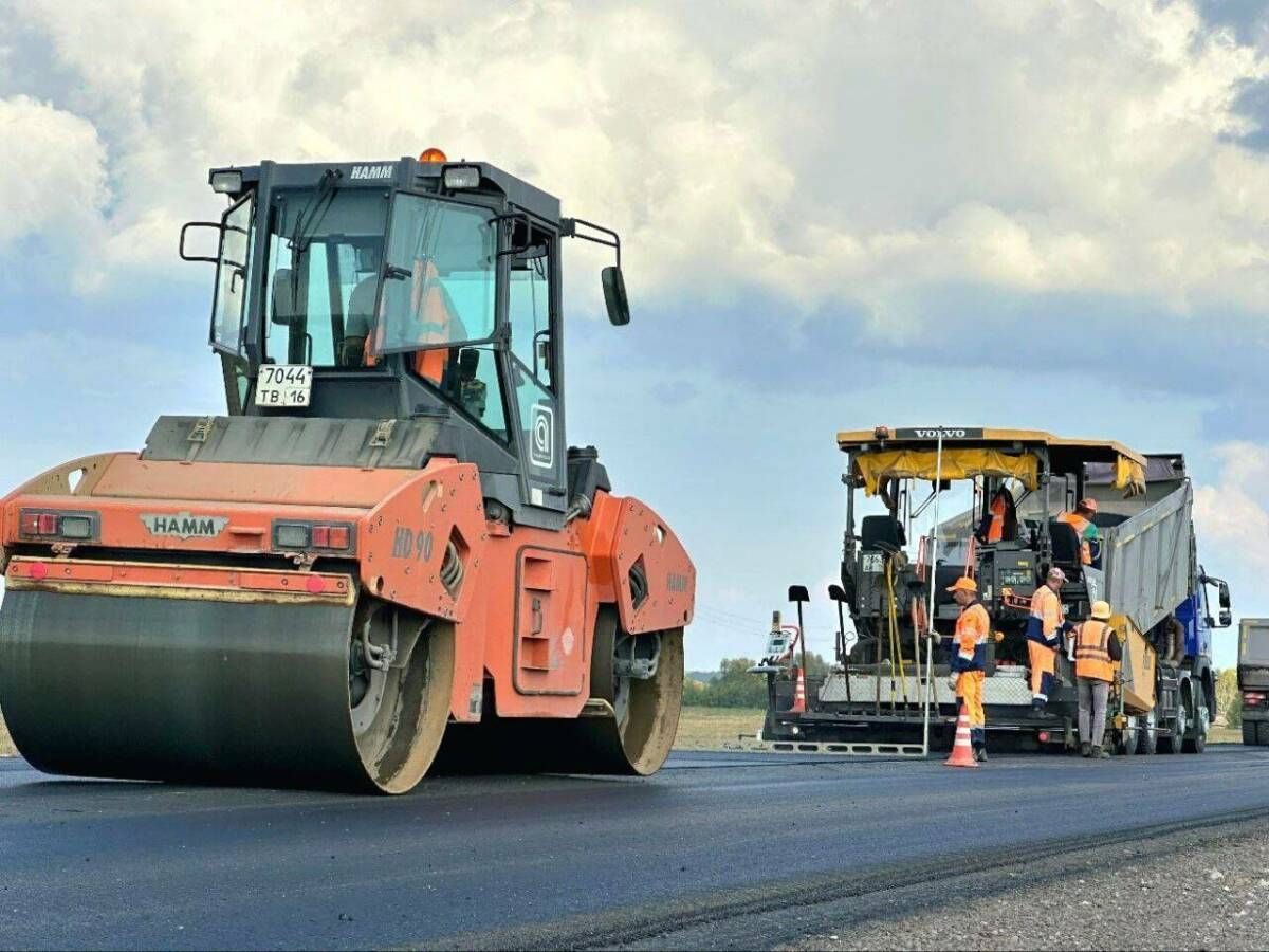 Рустам Минниханов: в Татарстане в 2025 году по нацпроекту отремонтировано 200 км дорог
