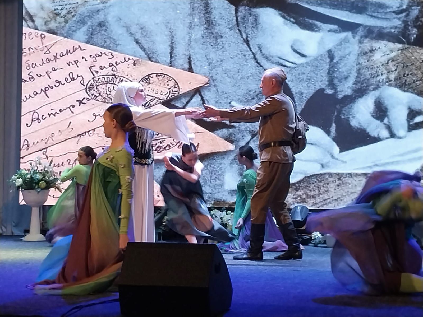 Сегодня в Буинске прокуроры пели, плясали, читали стихи (+фото, видео)