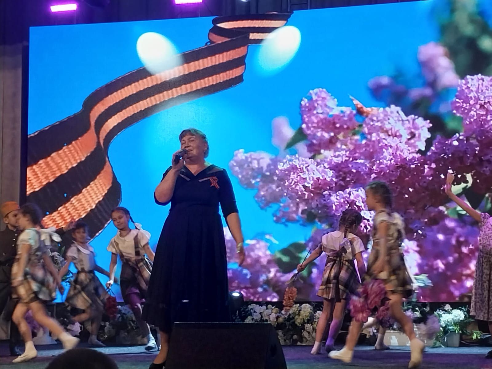 Сегодня в Буинске прокуроры пели, плясали, читали стихи (+фото, видео)