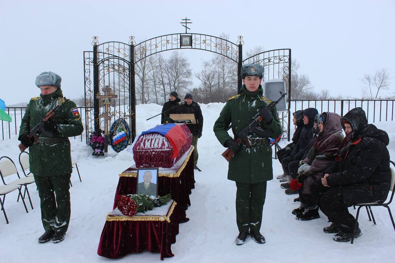 Буинск простился с рядовым Алексеем Шурыгиным, участником СВО