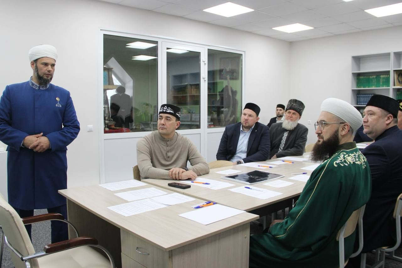 Визит муфтия Татарстана Камиля хазрата Самигуллина в Буинск (фоторепортаж)