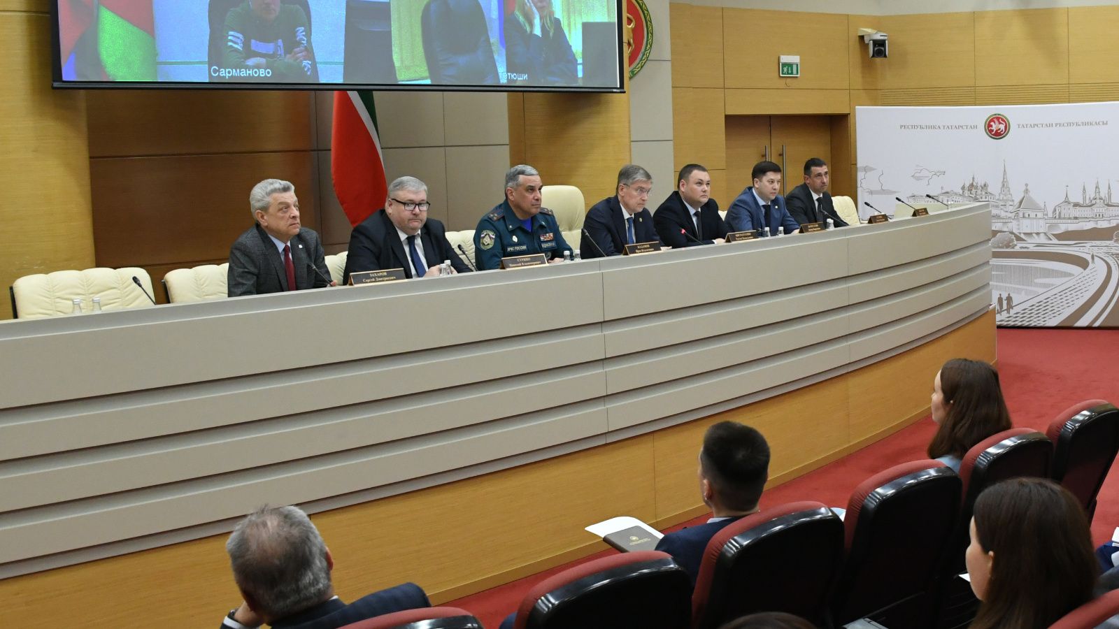 В Доме Правительства Татарстана рассказали о подготовке к безаварийному пропуску паводковых вод на автомобильных дорогах. В том числе и по Буинскому району