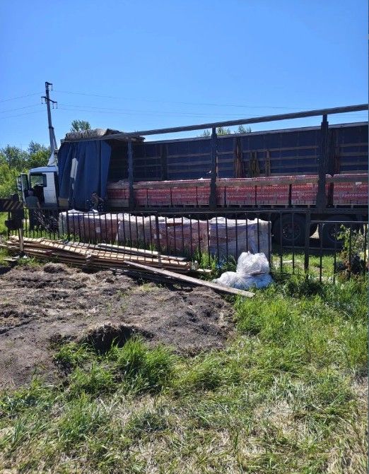 В селе Степановка Буинского района продолжается строительство часовни на местном кладбище