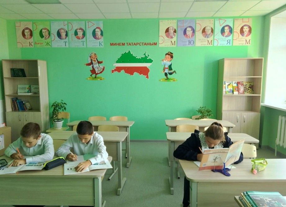 В Буинском районе ученики из восьми деревень начали учебу в отремонтированной школе