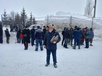 С мячом и на  валенках. На спортплощадке мечети Хазилар Буинска проходит ежегодный турнир по необычному хоккею (фоторепортаж)