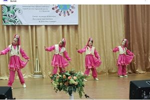" В семье единой" - в Буинске прошел фестиваль приуроченный " Международному дню языков"