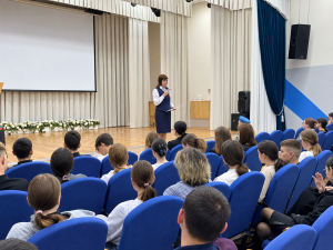 В Буинске студенты встретились с ветераном СВО и бизнес-леди