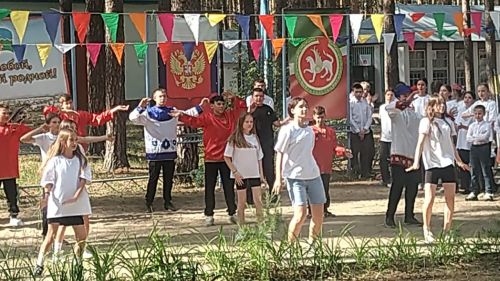 Сегодня состоялось открытие первой смены оздоровительных лагерей