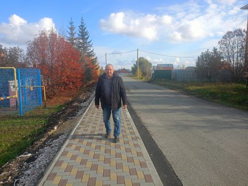 Шаг за шагом к комфорту: в Буинске активно строятся тротуары (фото)