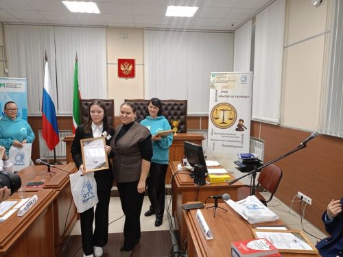 «Битва за правду»: школьники примеряли роли прокуроров и адвокатов в настоящем суде