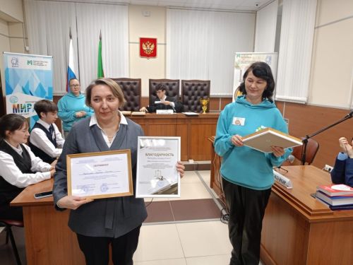 «Битва за правду»: школьники примеряли роли прокуроров и адвокатов в настоящем суде