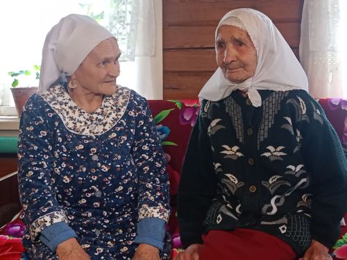 95 лет – не предел: ветеран тыла из Буинского района покоряет гостей остроумием и жизнелюбием
