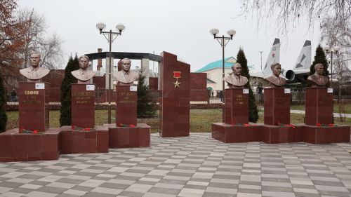 В день Героев Отечества вспомним Героев Социалистического Труда Буинска