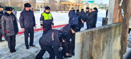 В Буинске почтили память сотрудников, погибших от рук вооруженных дезертиров (фото, видео)