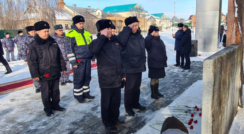 В Буинске почтили память сотрудников, погибших от рук вооруженных дезертиров (фото, видео)