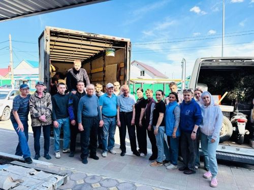 Сегодня утром партия гуманитарной помощи от жителей Буинска отправилась в зону спецоперации (+фото)