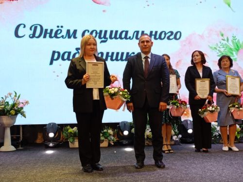 Сегодня в день профессионального праздника Буинский дом-интернат для престарелых и инвалидов назван лучшим в Республике   (фоторепортаж)