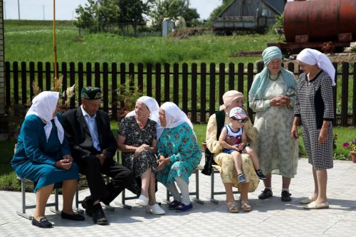 Могут ли пенсионеры получать пособие по безработице в Татарстане